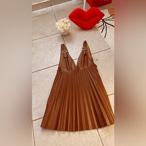 Nice and cheap. Never used. No Tag